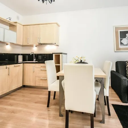 Apartamenty Przy Promenadzie Trzy Korony Z Sypialnia & Parking - Apartamenty Na Wyspie Swinoujscie Exterior photo