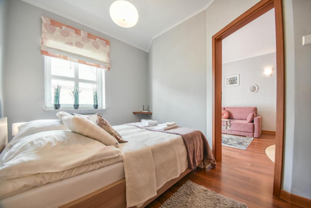 Apartment Przy Promenadzie Trzy Korony Z Sypialnia & Parking - Na Wyspie Swinoujscie