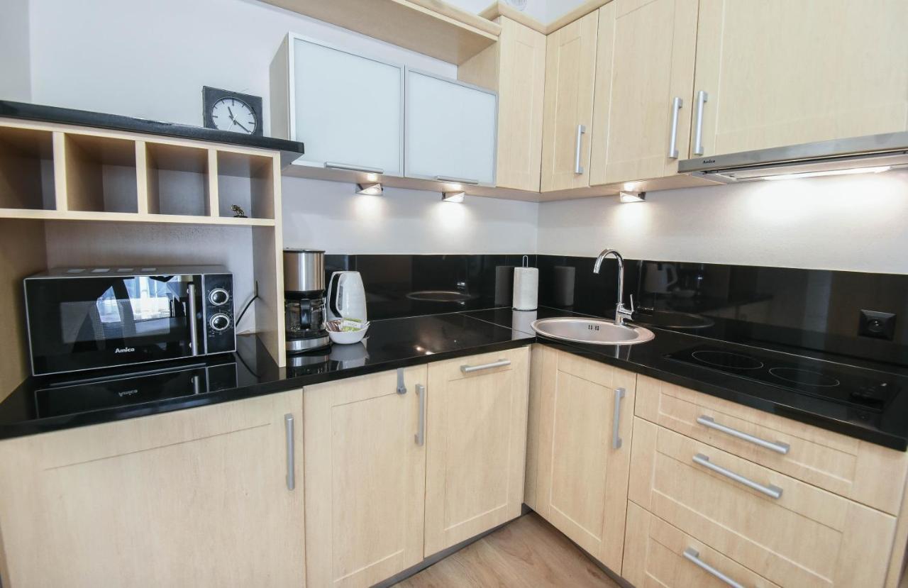 Apartment Przy Promenadzie Trzy Korony Z Sypialnia & Parking - Na Wyspie