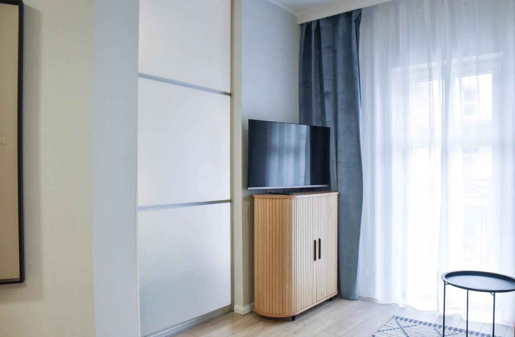 Apartment Przy Promenadzie Trzy Korony Z Sypialnia & Parking - Na Wyspie *
